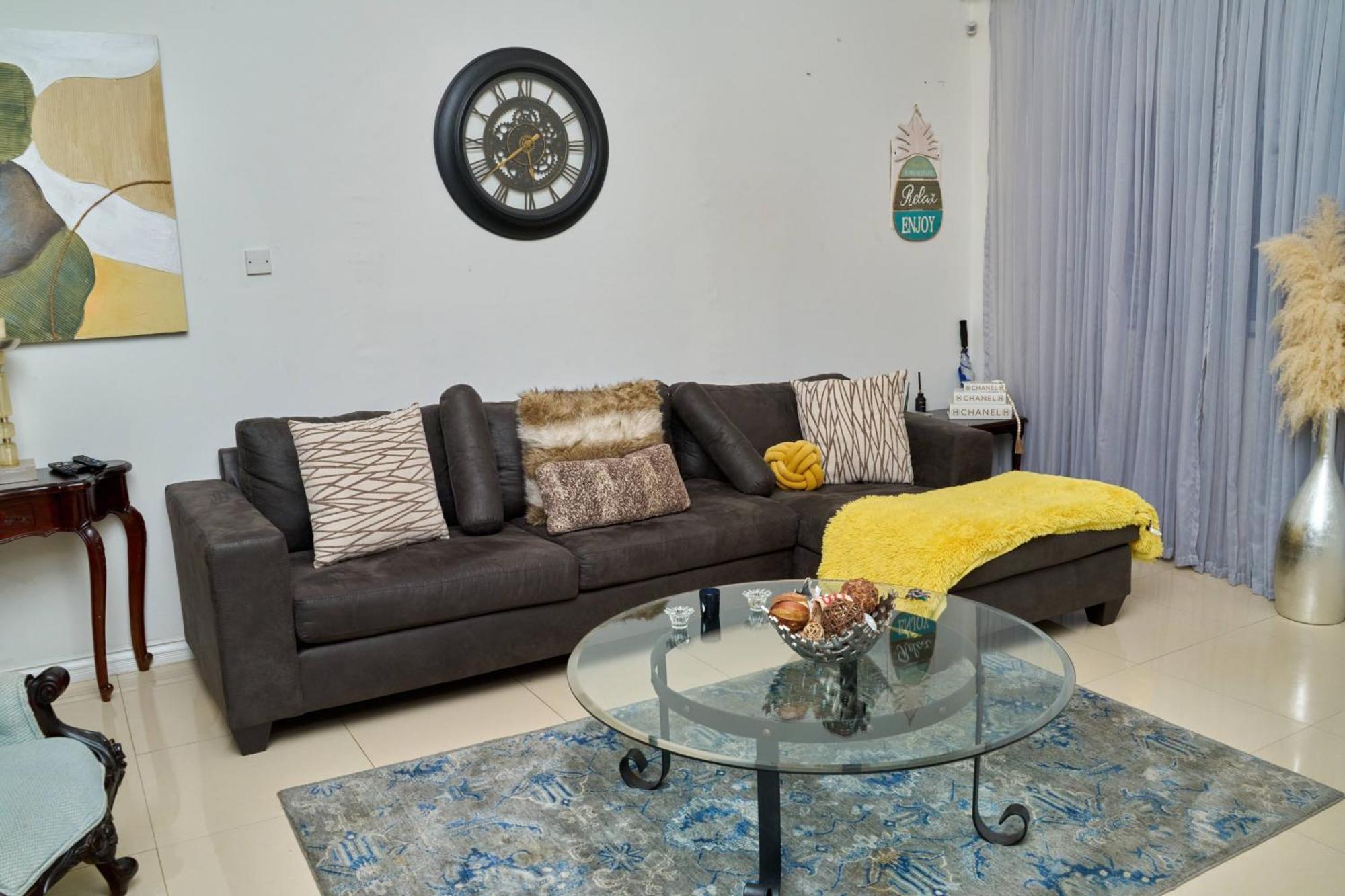Caribbean Estates, 10 Mins From The Beach, Beautiful Gated Community Portmore Exterior photo